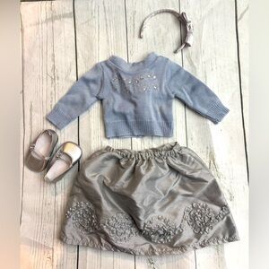 American Girl Doll Vintage Retired Frosty Party Outfit with Accessories